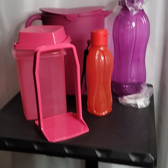 New Tupperware bundle - Picture 3 of 6